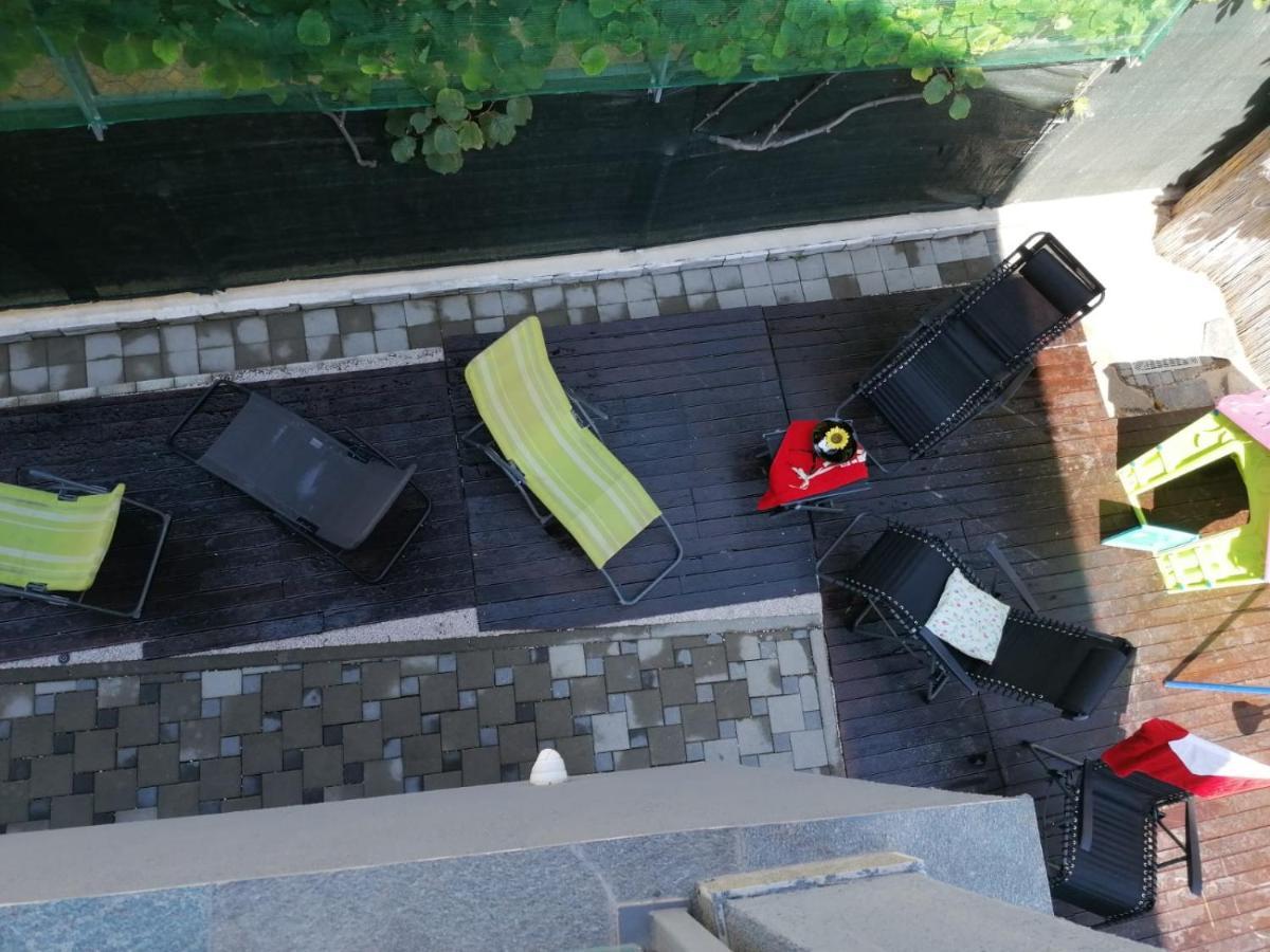 Apartmani U Kastelima Kaštela Exterior foto